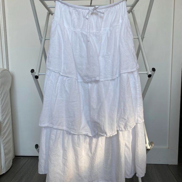 Aritzia Century Linen Skirt, Size Small, White - Picture 1 of 3